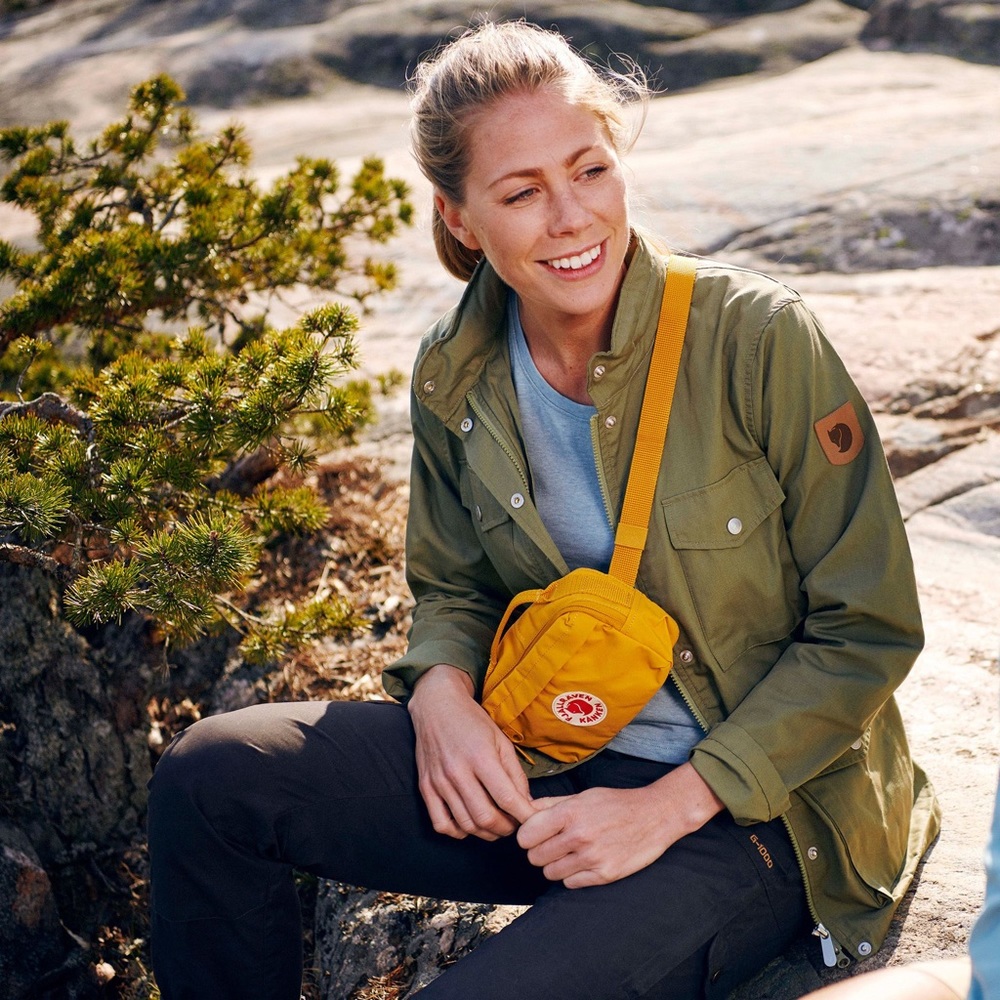 NWT Fjallraven Women’s RÄVEN LITE JACKET XS